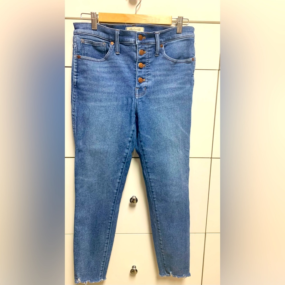 Madewell Jeans 10” High rise Button Front Size 29
